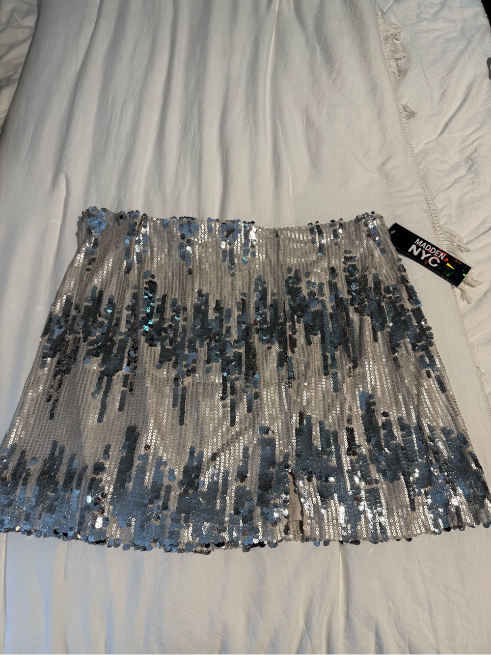 NWT Madden NYC Silver Sequin Mini Skirt Size Large Party Holiday